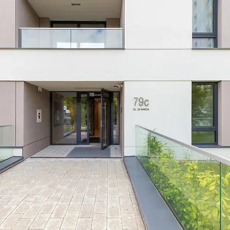 Daire Luxury With Parking And Air Conditioning In By Renters Prestige *