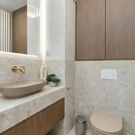 Apartmán Luxury With Parking And Air Conditioning In By Renters Prestige