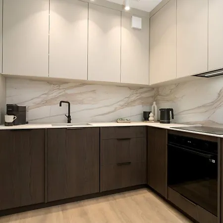 Luxury With Parking And Air Conditioning In By Renters Prestige * Zoppot