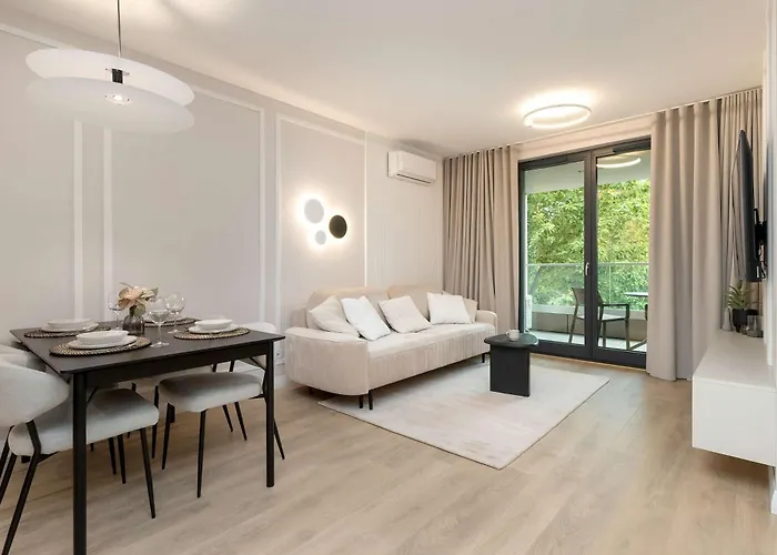 Luxury With Parking And Air Conditioning In By Renters Prestige * Zoppot